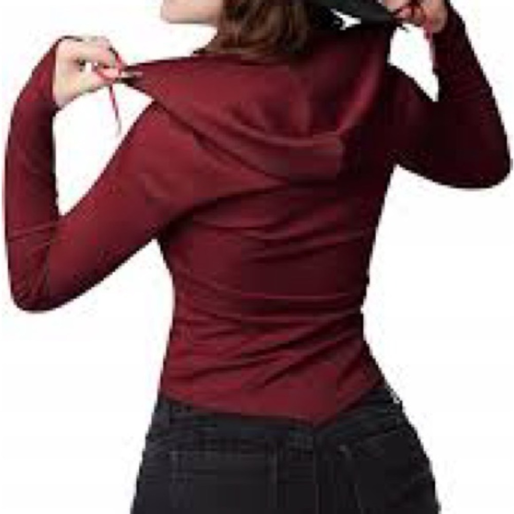 Scarlet Darkness Brown Top with Unique Cutout Design with hood Size S - Picture 4 of 11
